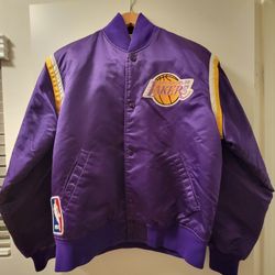 Vintage Starter L.A. Lakers Satin Bomber Jacket 80's Purple  ✅️ Size Medium (Men's) 🔹️Preowned, Like New, Clean, 100% Authentic Guaranteed 🔥🔥
