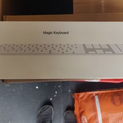 Mac keyboard Unopened 