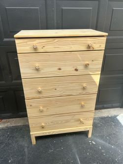 Dresser