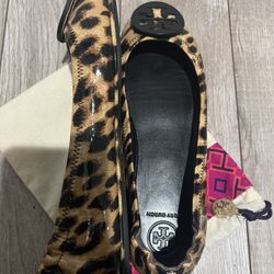 Tory burch shop minnie leopard