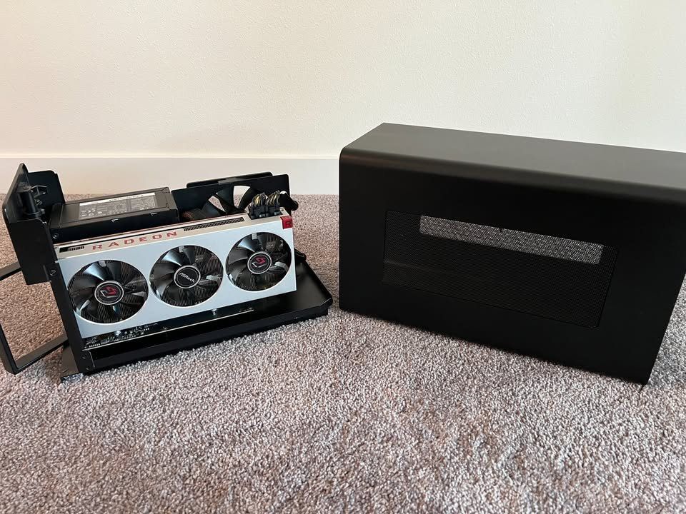 AMD Radeon VII 16GB HBM2 PCI-E Graphics Card + Razer Core X eGPU (works on Mac + Windows)