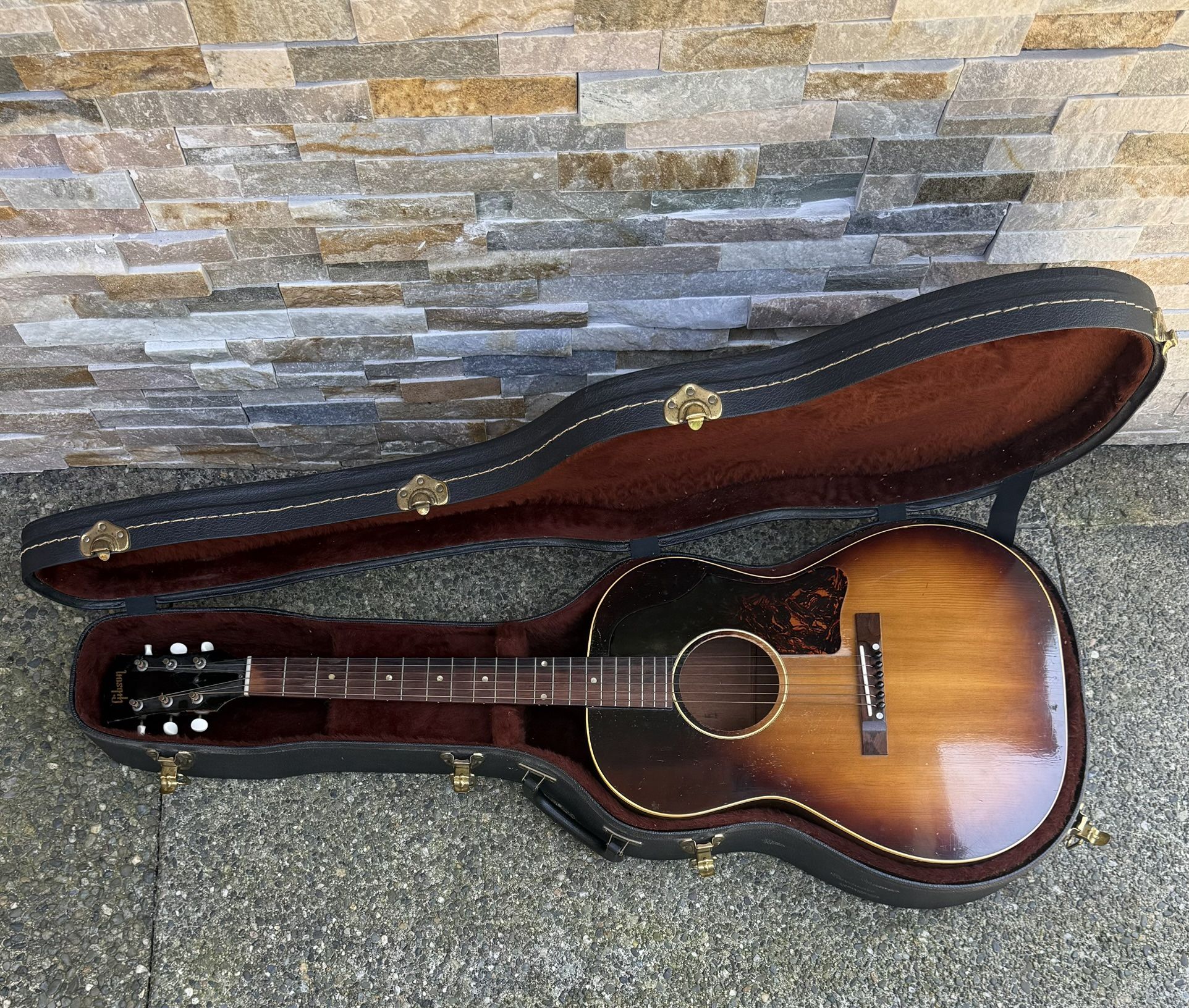 Gibson LG-1 1956 Sunburst