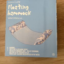 BRAND NEW Sunnylife Floating Hammock Pool Float - Wild Hibiscus