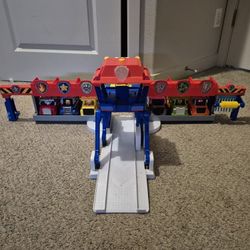 Paw Patrol Big Truck Pups, Truck Stop HQ, 3ft. Wide Transforming Playset