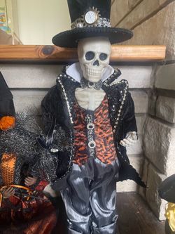 Halloween Home Decorations Lot