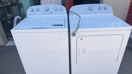 Whirlpool Washer removable agitator and electric dryer
