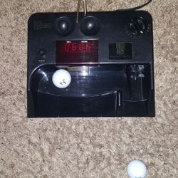 19th Hole Deluxe Electronic Putting Cup