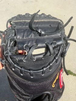 Rawlings heart of the hide catchers glove