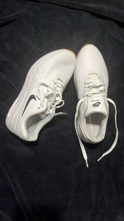 Man Tennis Shoes