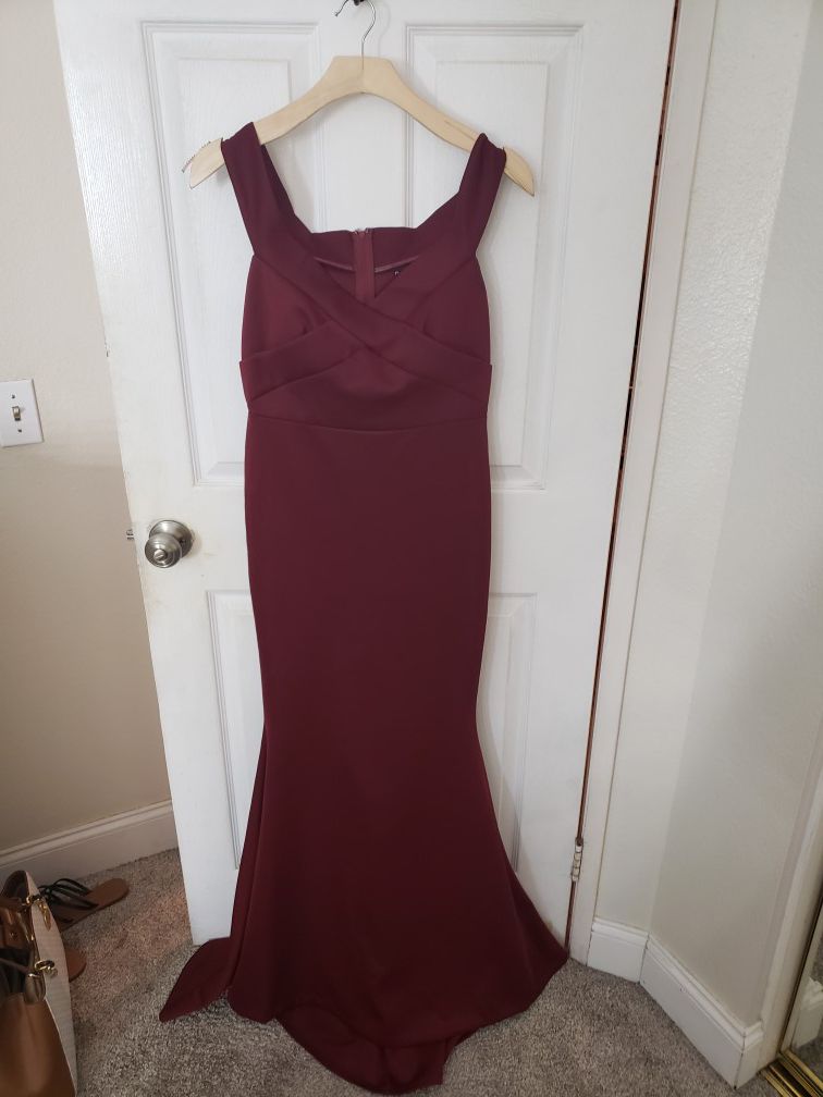 Long elegant dress size medium