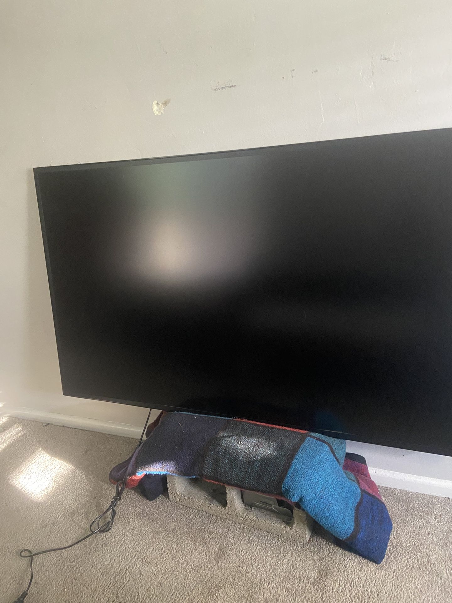 Samsung Tv read description