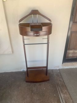 Coat /shirt stand
