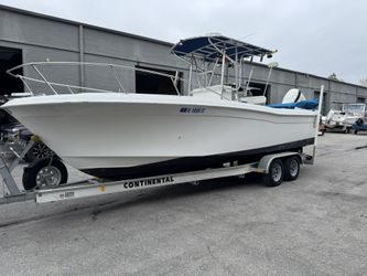 Grady White 24’ Center Counsole 85