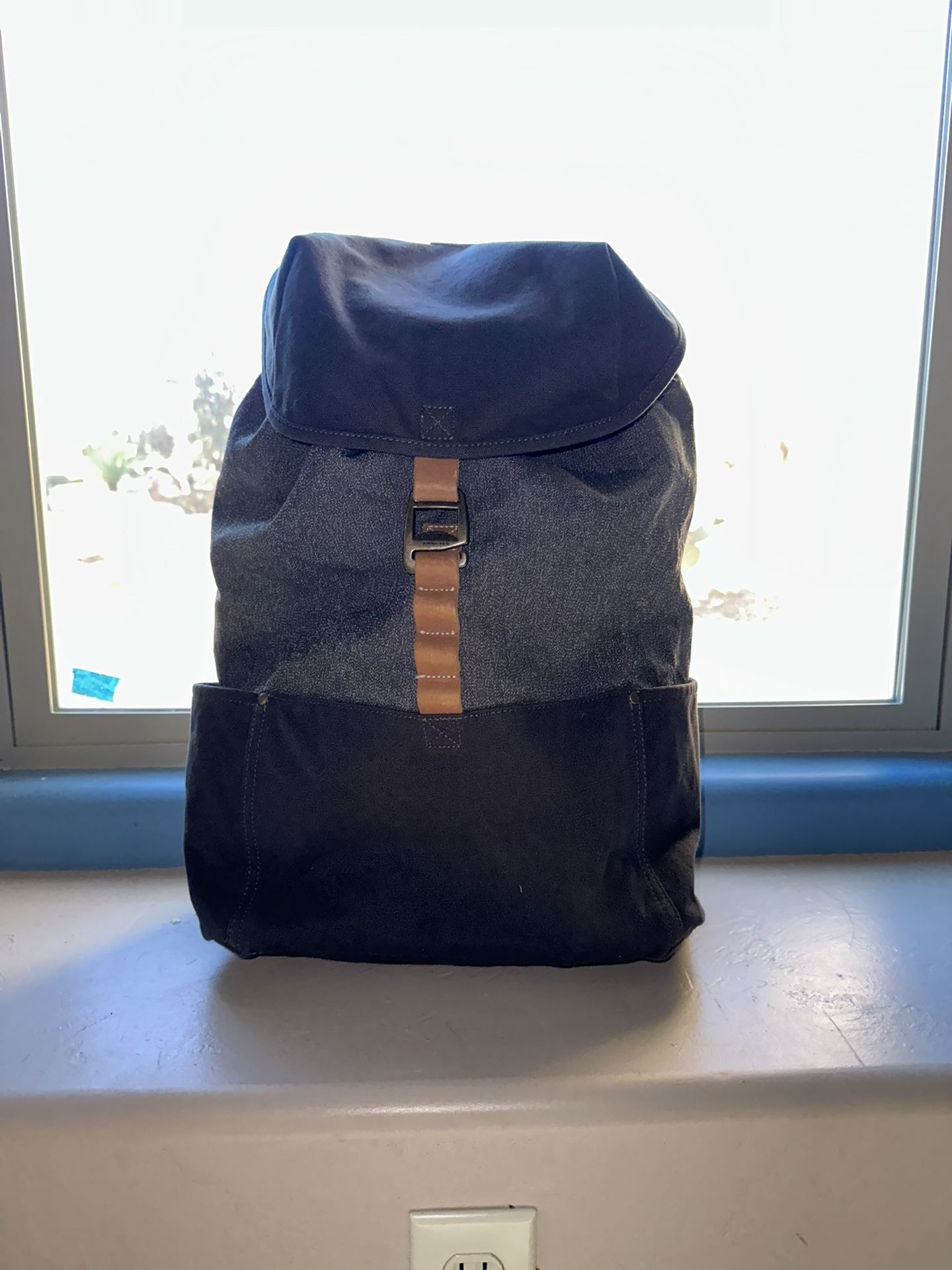 Loctote Laptop Bag