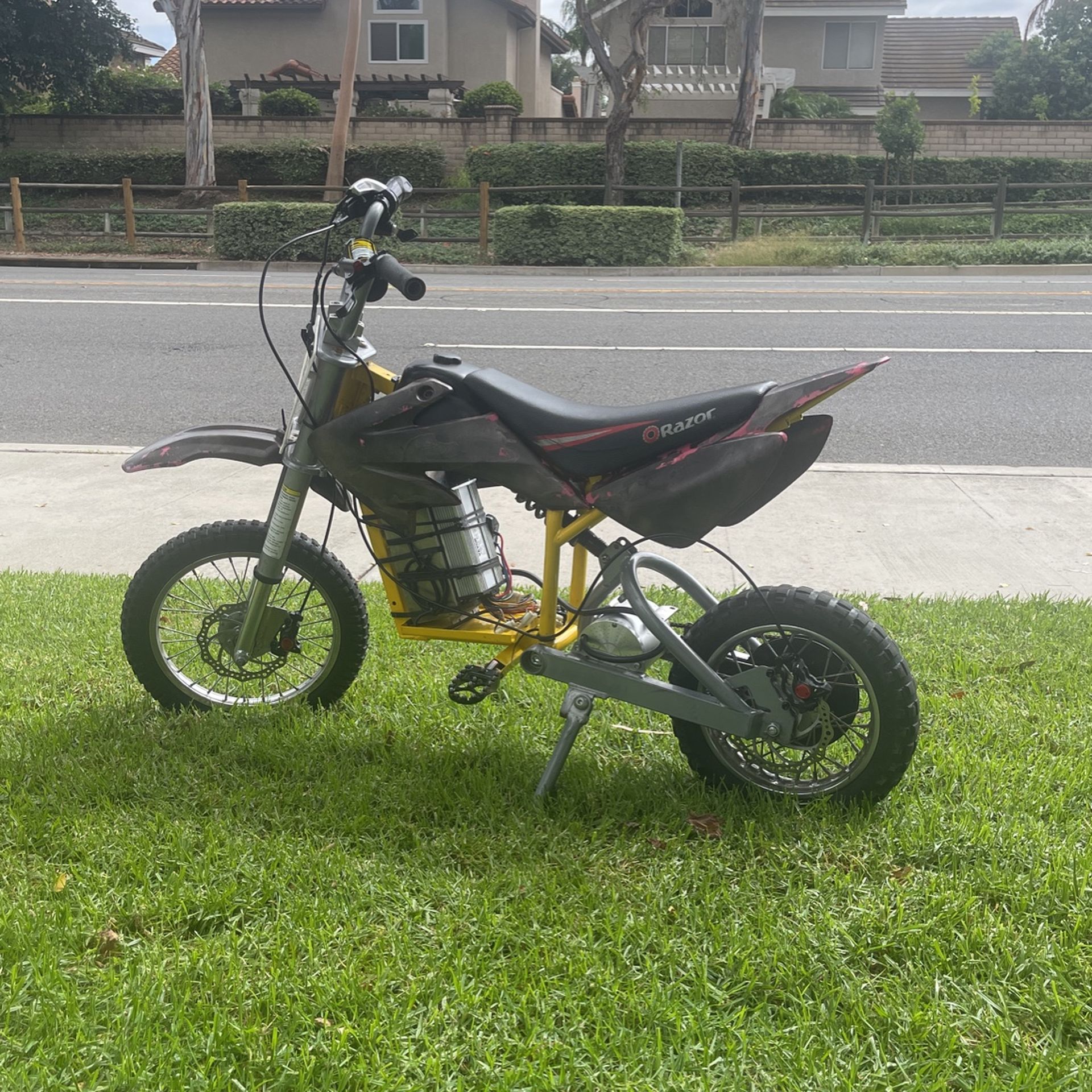 Razor Mx650 for Sale in Orange, CA OfferUp