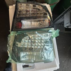 2006-2010 Dodge Charger LED Tail Lights With Clear Lenses