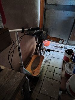 Electric scooters
