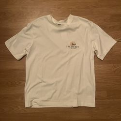 Treasures of the Tides Graphic Seashell Medium