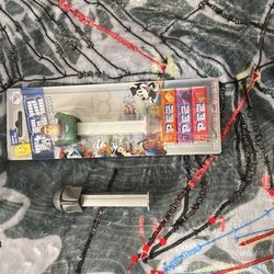 Pez Buzz light year And Mando
