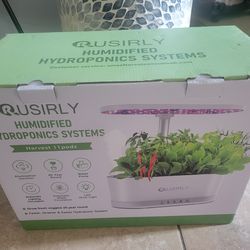 Rusirly Humidified Hydroponics Systems