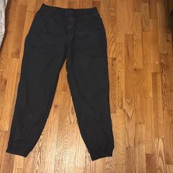 UNIQLO CARGO PANTS