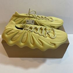 Yeezy 450 Sulfur Size 10.5