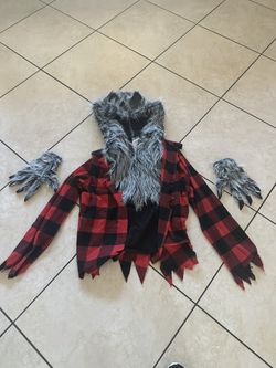 Halloween Adult Faux Fur Werewolf Costume. 
