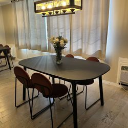 Dining Table And chairs 