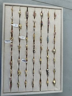 Boutique jewelry 359 Pieces!!!!