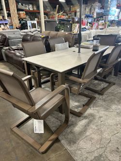 New Costco 7pc Outdoor dining set -  Patio furniture