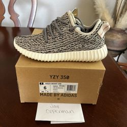 Yeezy 350 Turtle Dove 