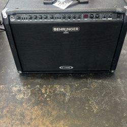 Behringer Amp