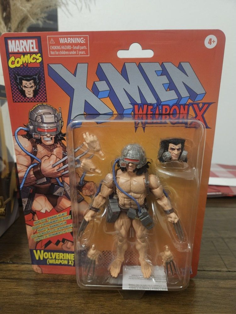 Marvel Legends Wolverine Weapon X Retro Card