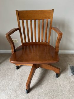 Bankers chair