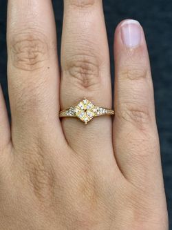 14K Gold Cubic Zirconia Ring