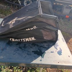 21 Lawnmower  Craftman  Rear Bags