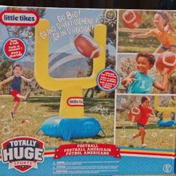 Little Tikes Totally Huge Sports Football 2 Pc Set with Goal Post & Football 