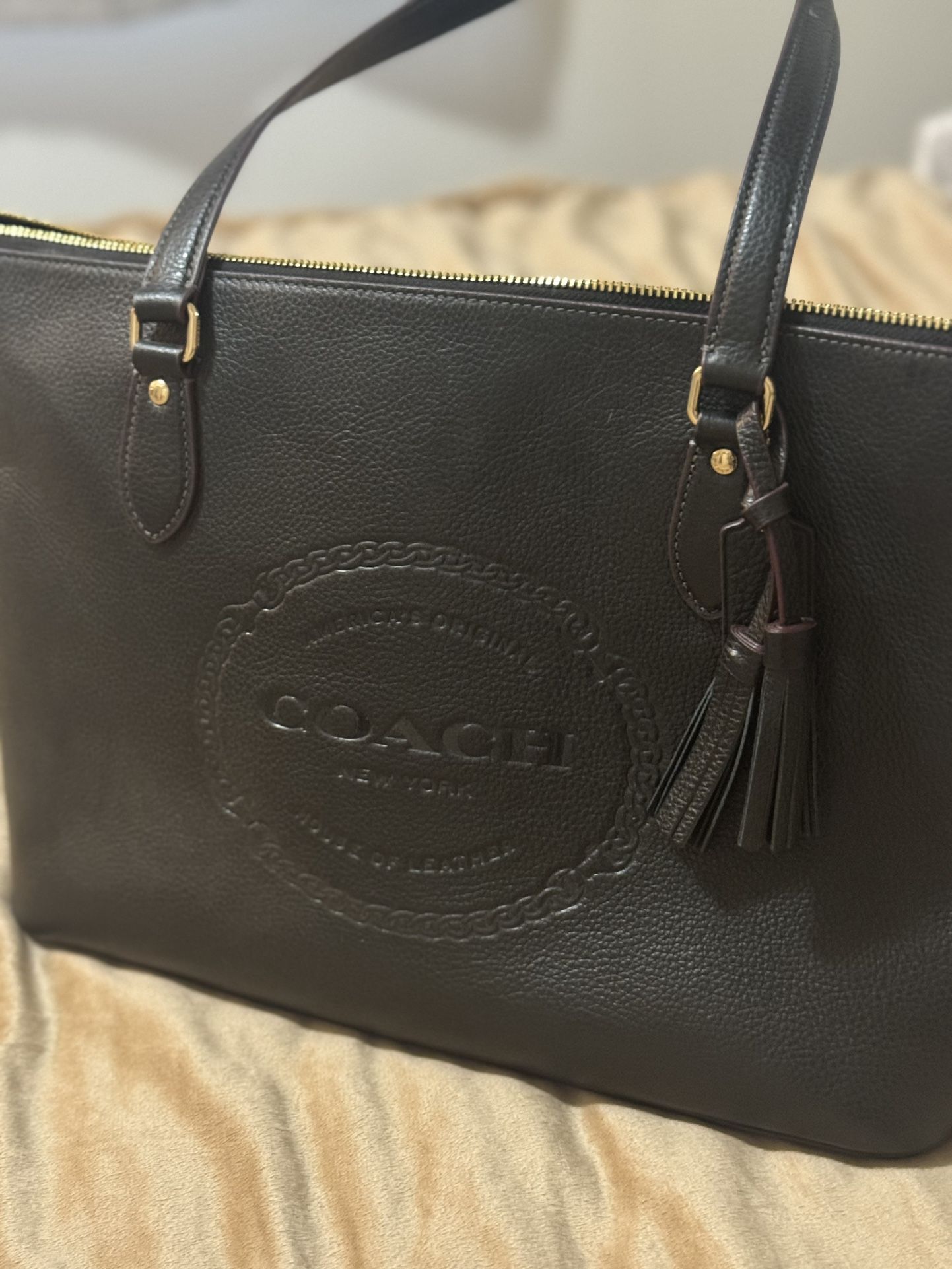 Very Nice Black Coach Purse 