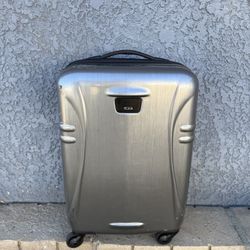 Tumi Tactics International 25" Hard Shell Spinner Carry-On 28225 SHL Grey