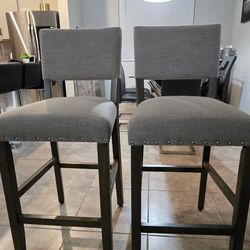 2 Bar Stools 