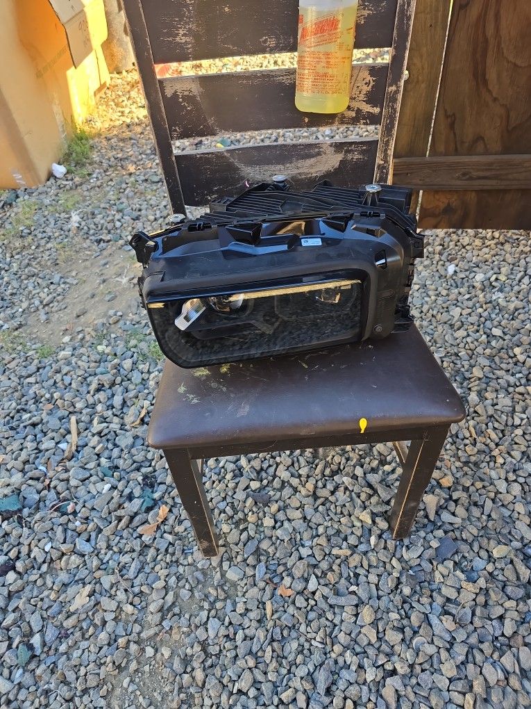 PORSCHE LED RIGHT HEADLIGHT HEADLAMP, PART# 95C941754B, GENUINE OEM