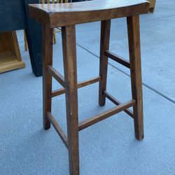 Single Bar Stool