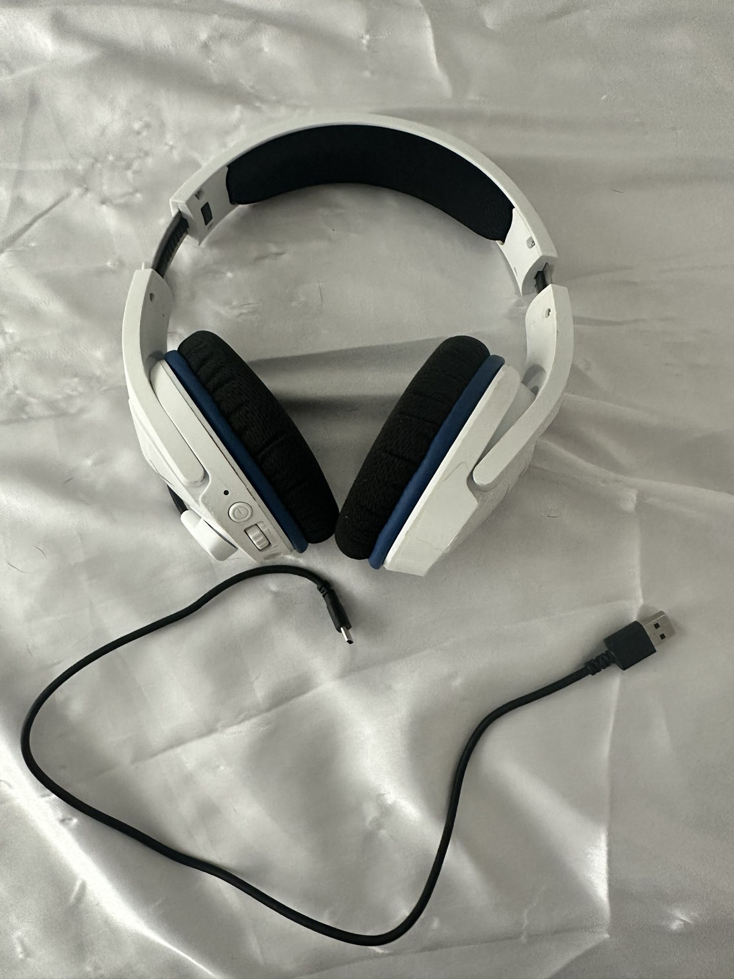 Wireless headphones