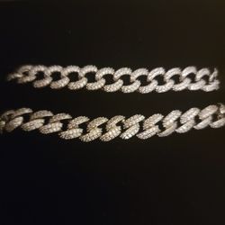 Brand New  Neclace & Matching  Bracelet 