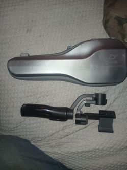Zhiyun automatic selfie stick