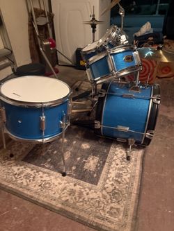 Kids drums / drum set