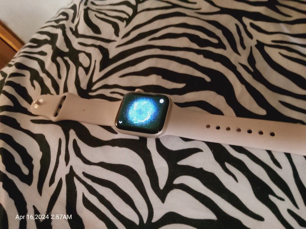 Apple Watch SE 