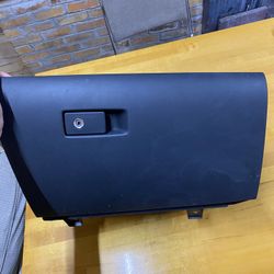 T5 Volvo Glove Compartment Box