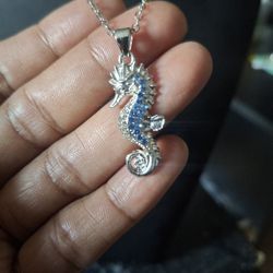 Seahorse Pendant Necklace 