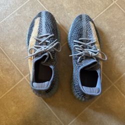 Yeezy Shoes